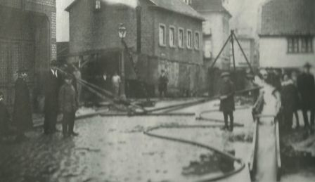 Rhein Hochwasser in Beuel 1920 Friedrich-Breuer-Str.